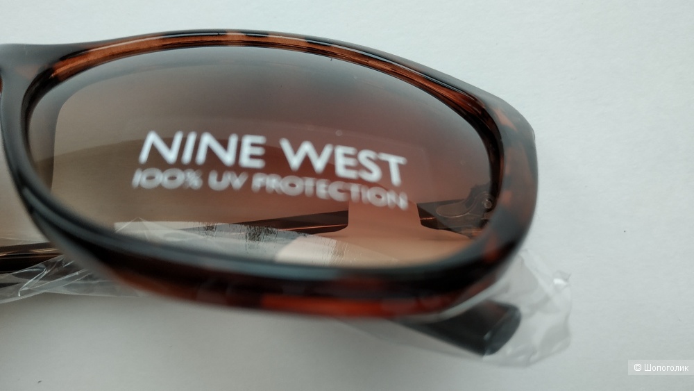 Солнцезащитные очки Nine West