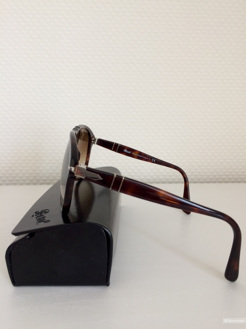 Солнцезащитные очки Persol