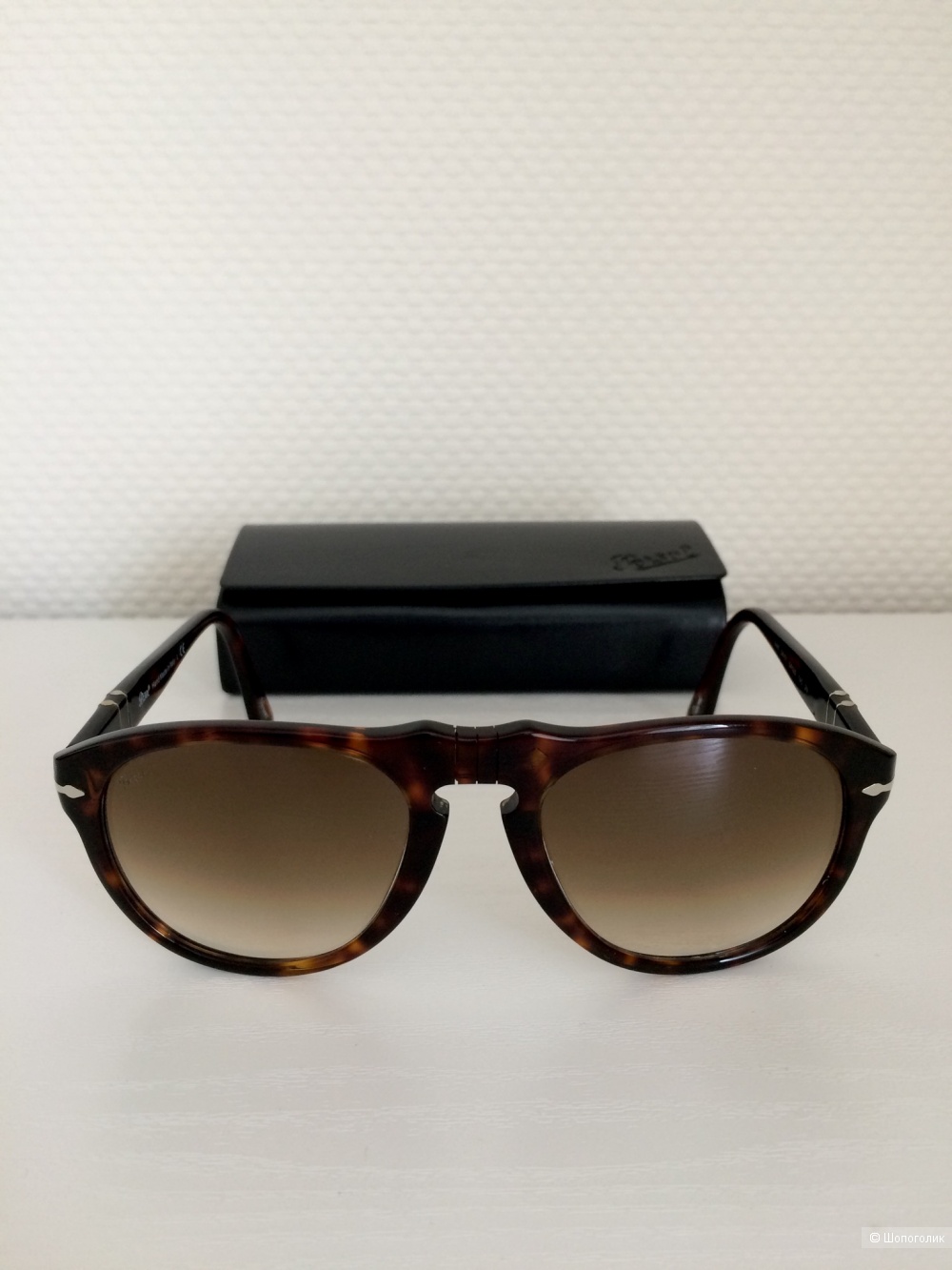 Солнцезащитные очки Persol