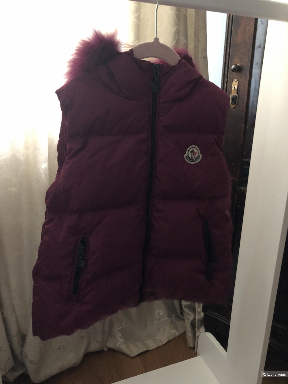 Жилетка зимняя  Moncler 6-8 лет