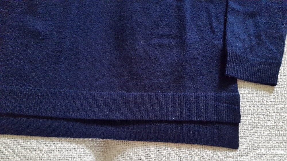 Кашемировый свитер Massimo Dutti S-M