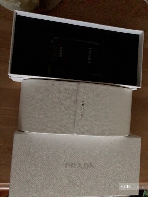 Солнцезащитные очки PRADA