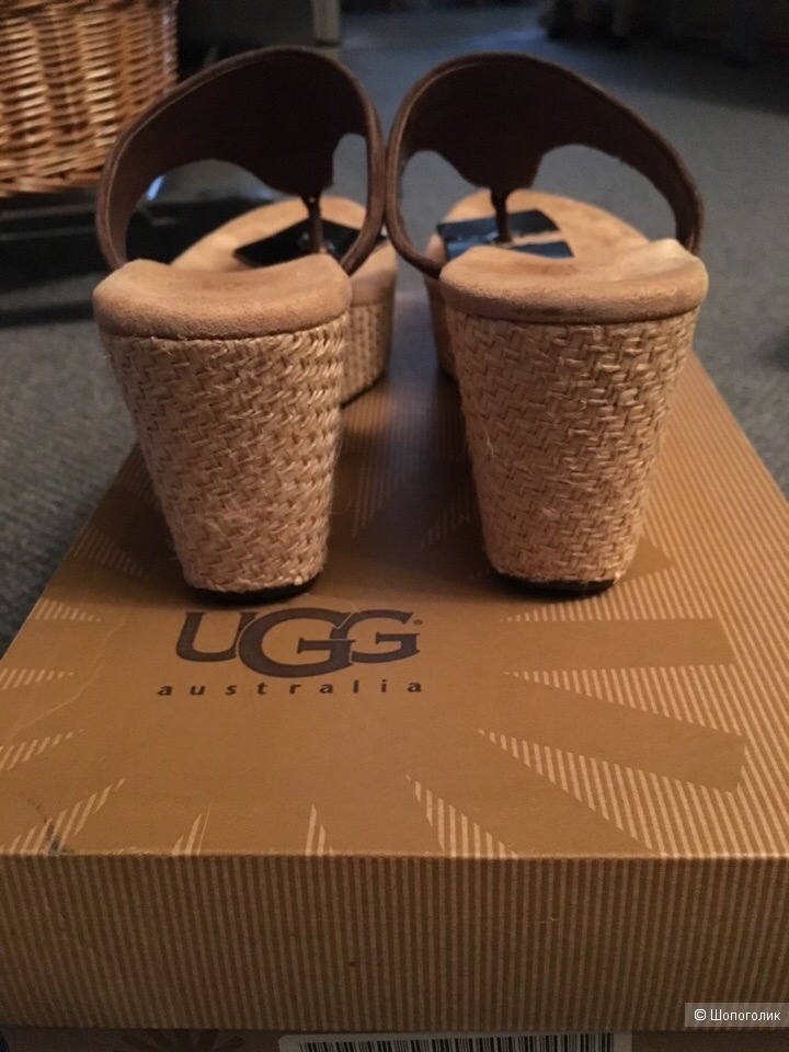 Босоножки сабо коричневые UGG размер 37