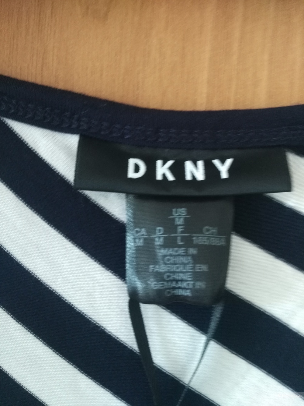 Платье DKNY размер  L