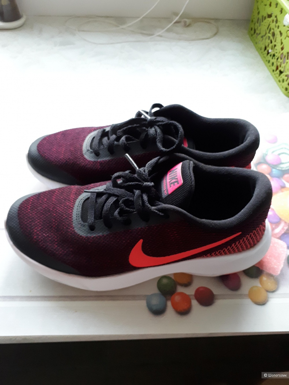 Кроссовки NIKE р.36-35.5