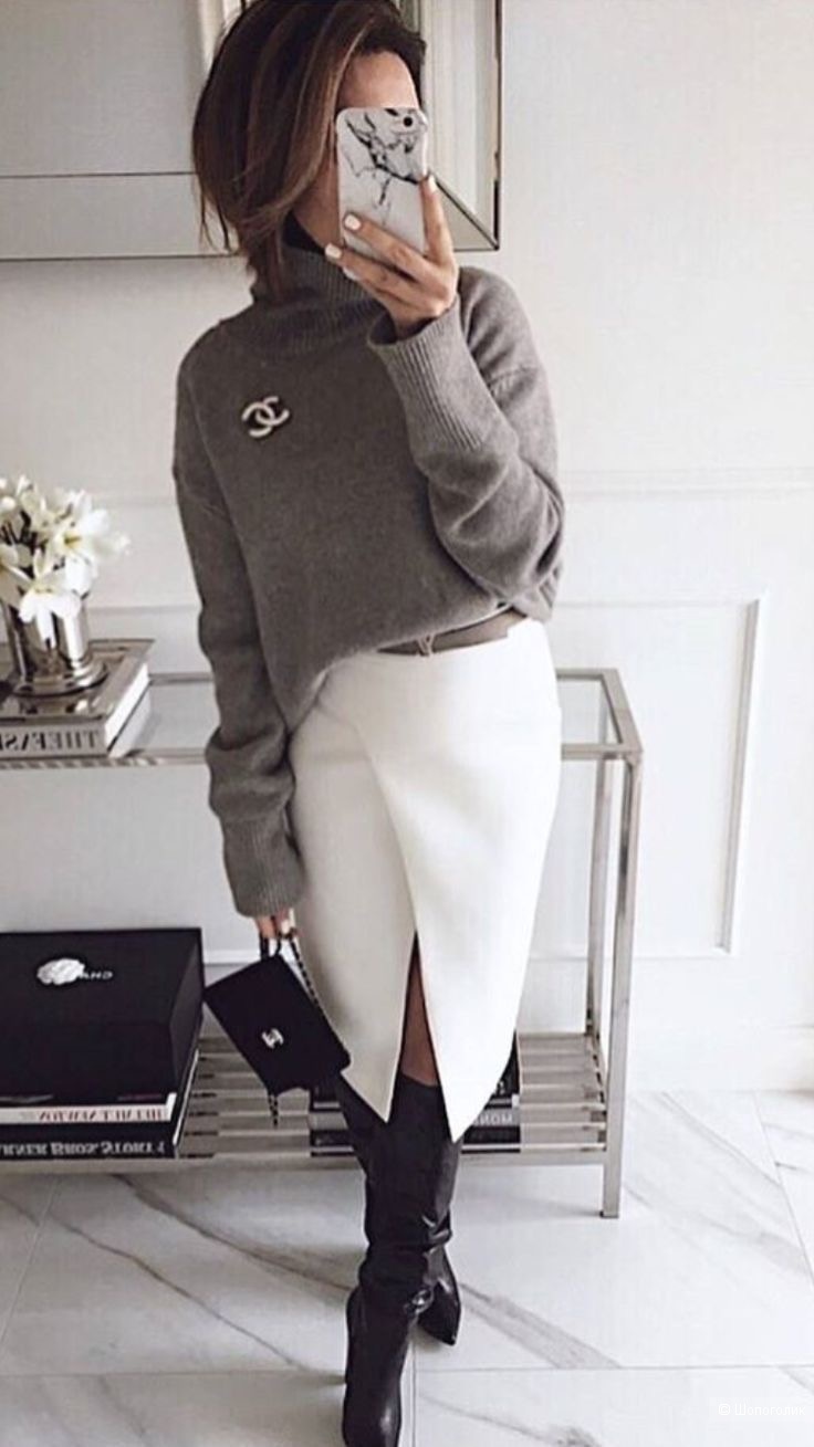 Брошь CHANEL, one size
