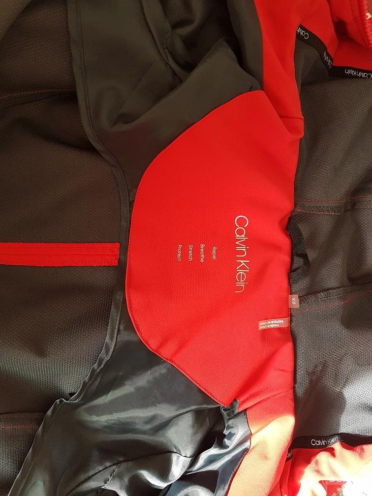 Куртка Calvin Klein, размер S