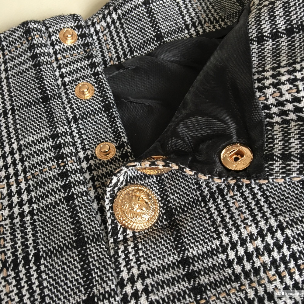 Шорты Versace, M