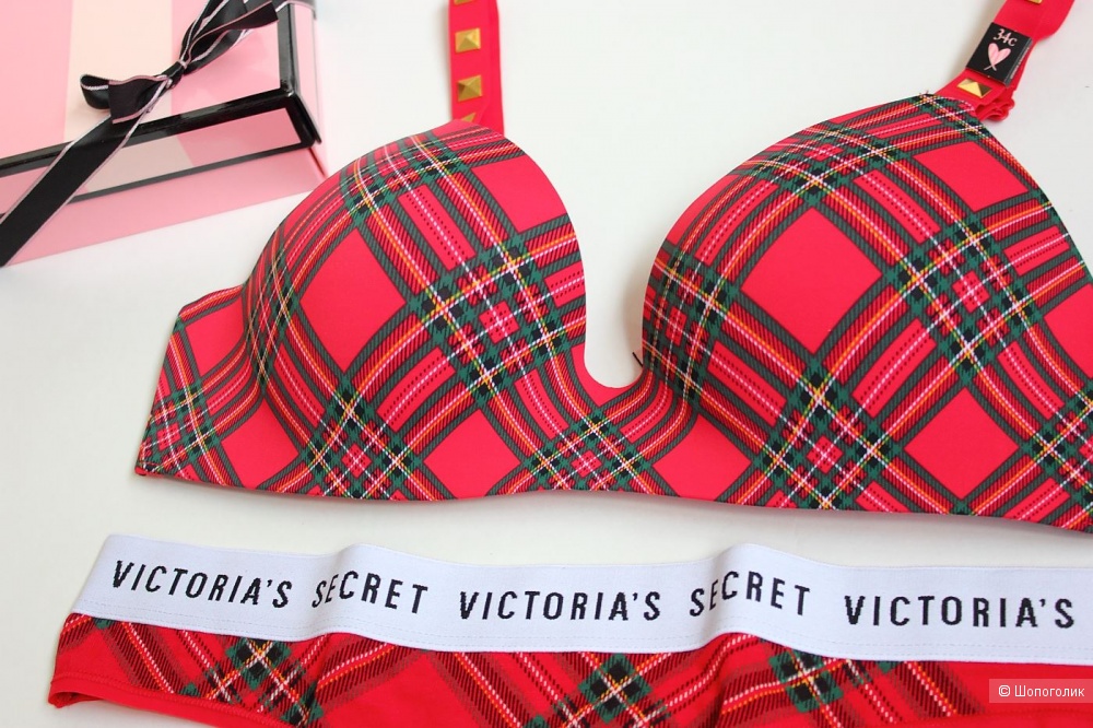 Комплект Victoria's Secret бюстгальтер 34С (75С) и трусики (М)