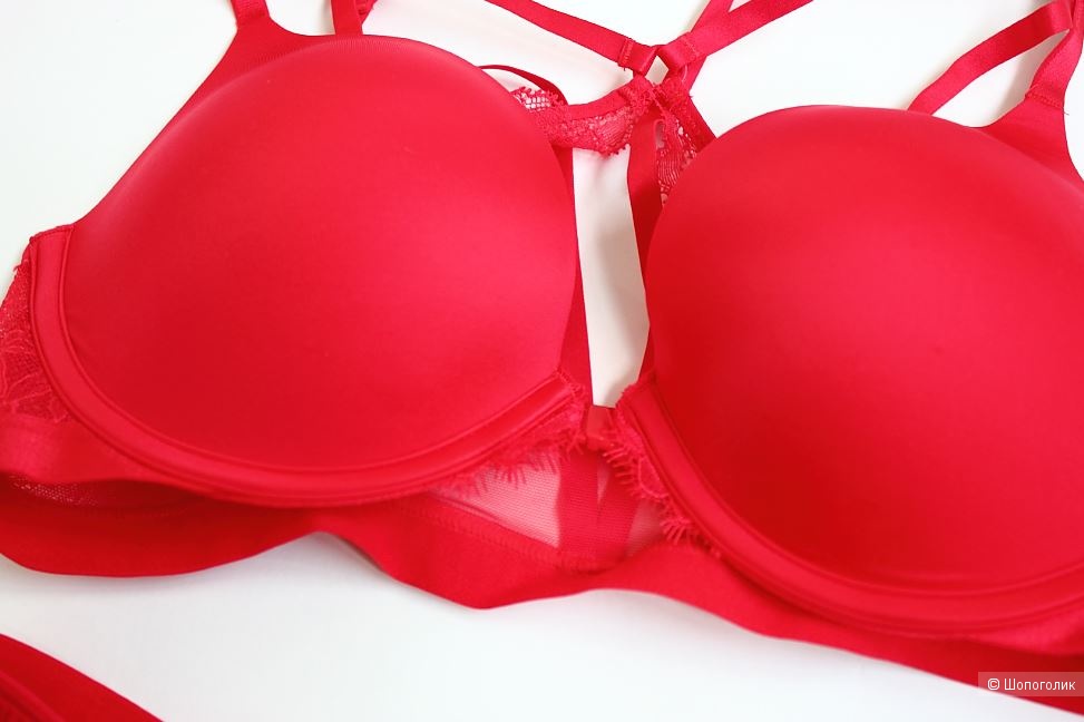 Комплект Victoria's Secret бюстгальтер 34С (75С) и трусики (S)