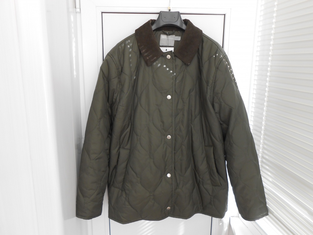 Куртка ASOS , UK-14 (наш р. 48-52).