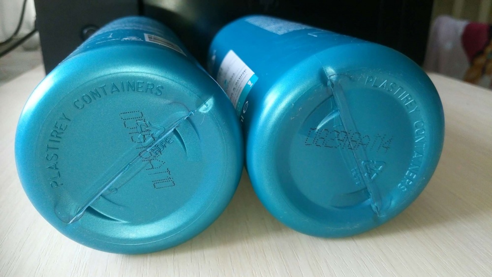 Набор для волос  TIGI BED HEAD URBAN ANTIDOTES RECOVERY MOISTURE SHAMPOO AND CONDITIONER 2 X 750ML