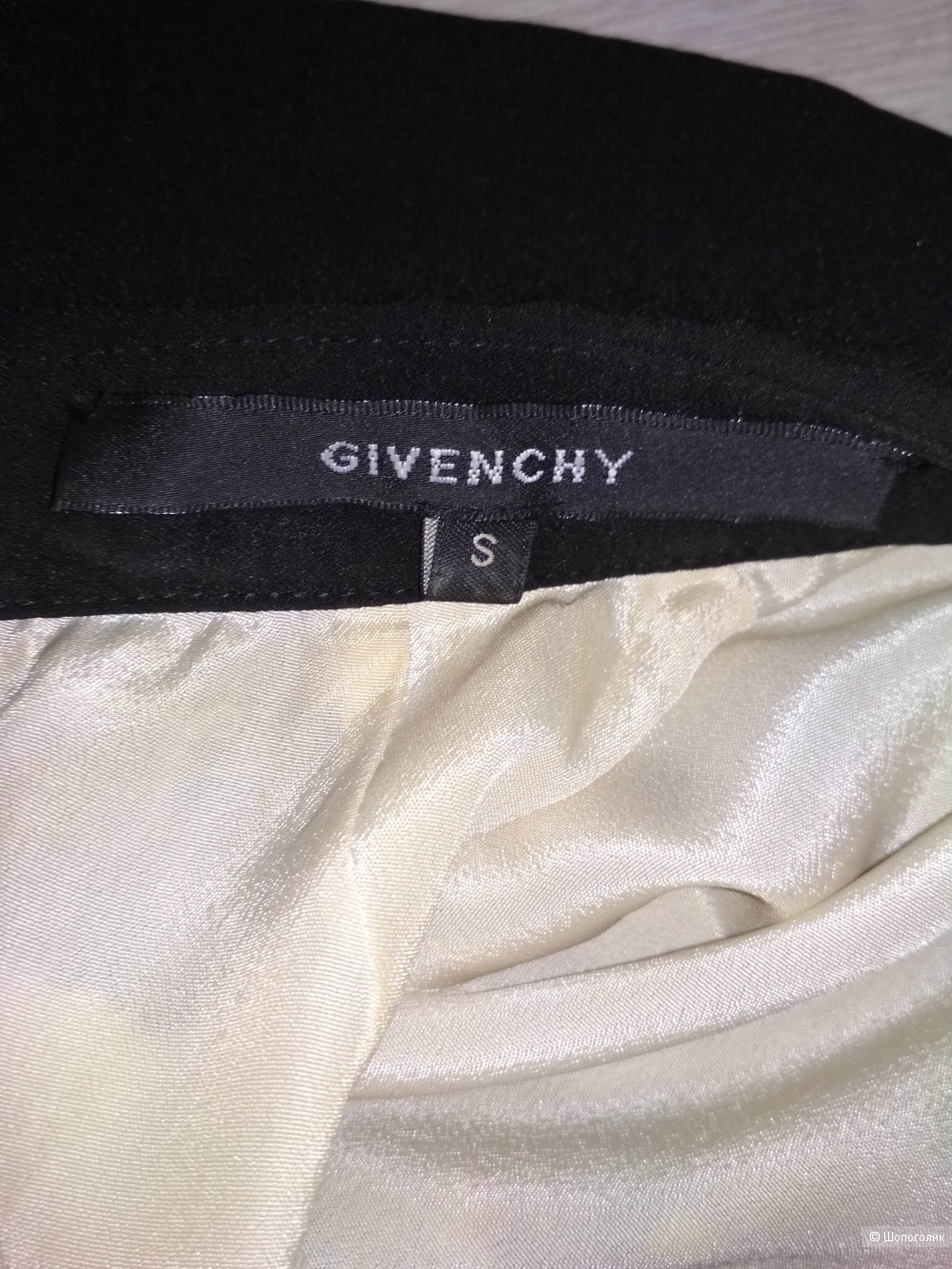 Платье миди Givenchy 40-42 размер