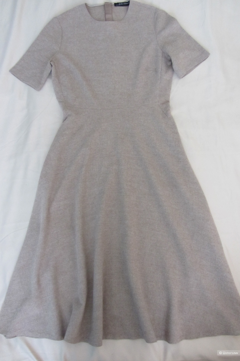 Платье Zara, размер M