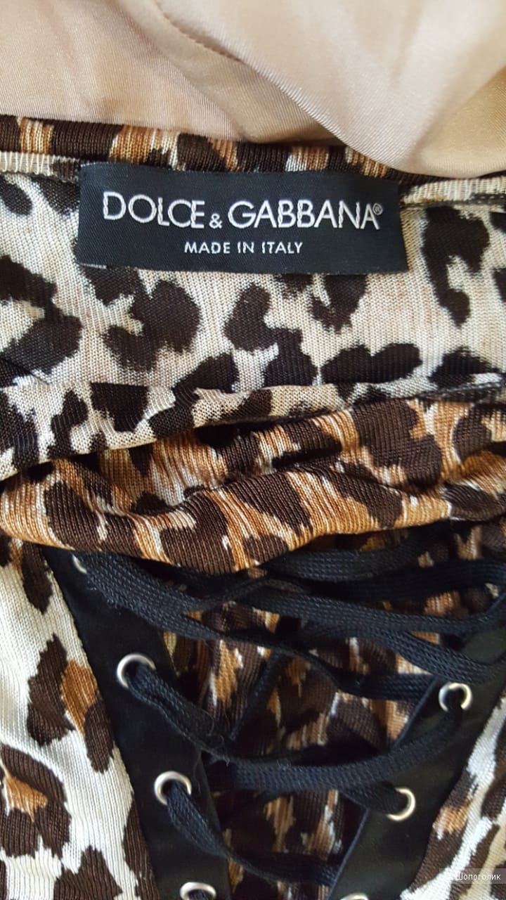 Топ Dolce and Gabbana  44-46