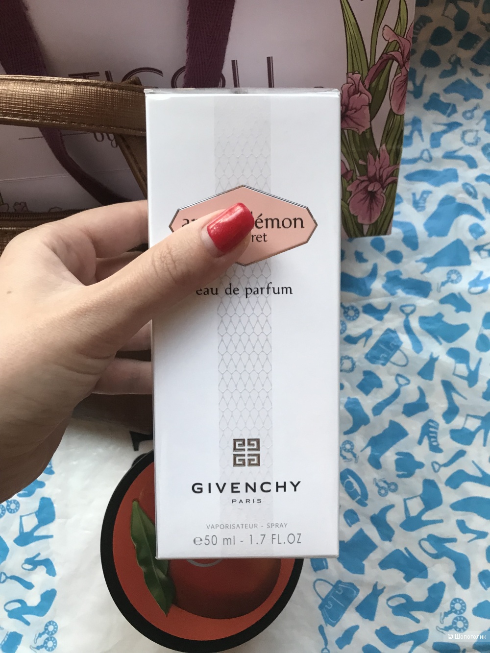 Комплект парфюм Givenchy 50ml\масло Body Shop 200ml\косметичка,one size