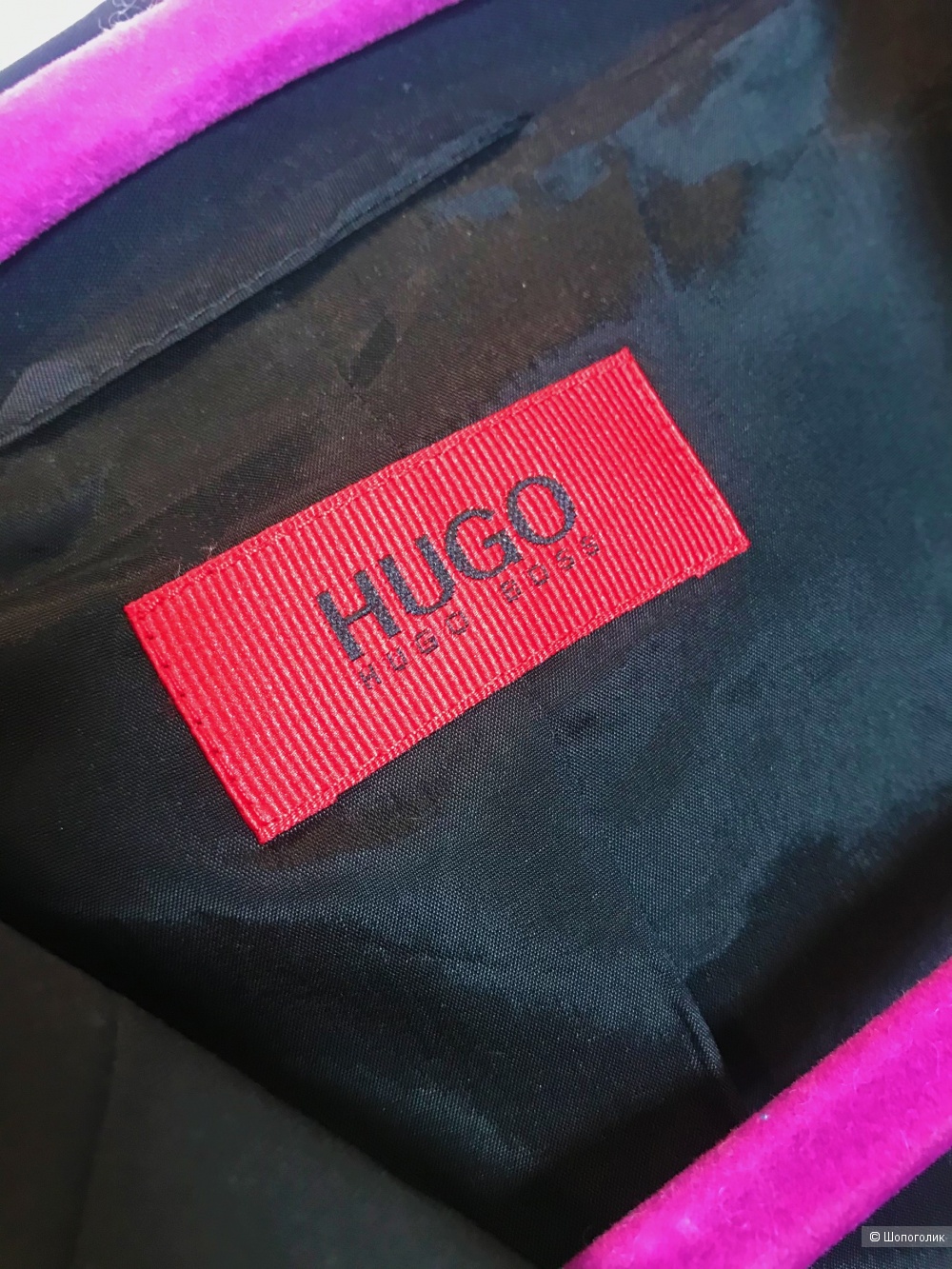 Жакет Hugo Boss, платье Calvin Klein, юбка Hugo Boss. 46-48