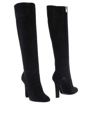 Сапоги от Salvatore Ferragamo Размер 36-37.