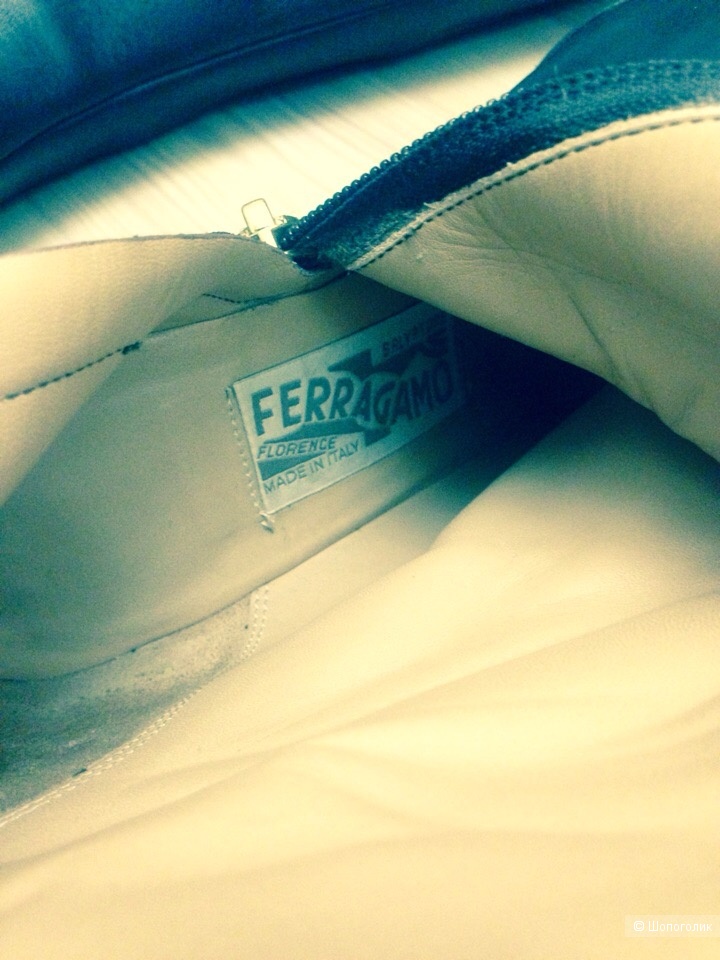 Сапоги от Salvatore Ferragamo Размер 36-37.