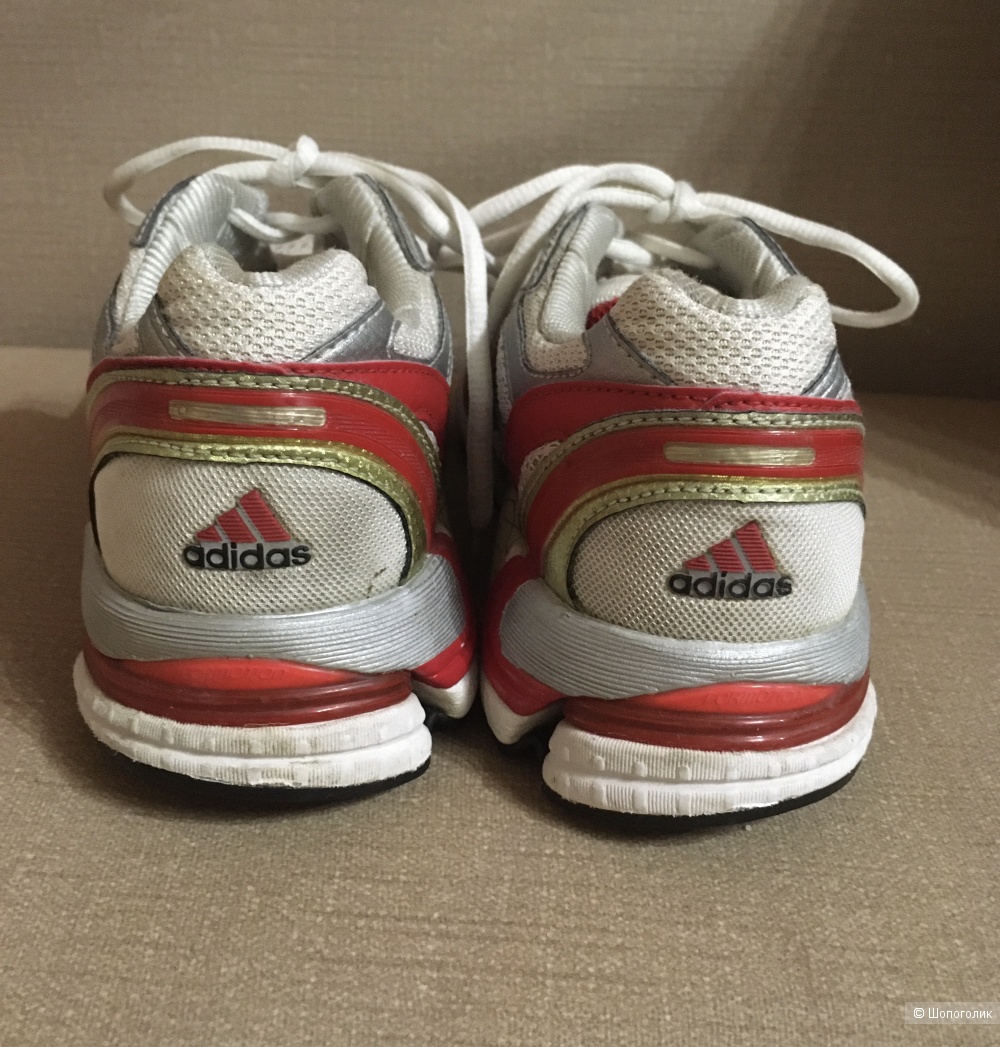 Кроссовки Adidas Supernova, размер US 7, UK 5,5, 37,5