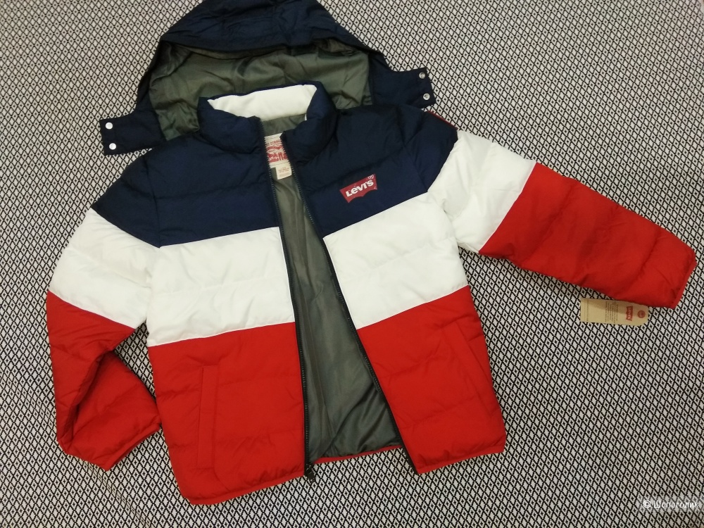 Куртка LEVIS 40-42 размер