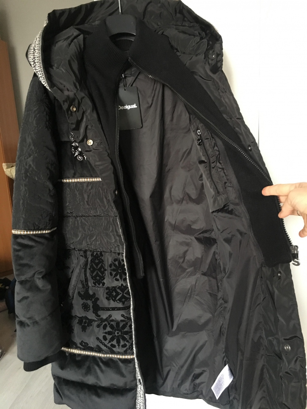 Пуховик Desigual размер 38