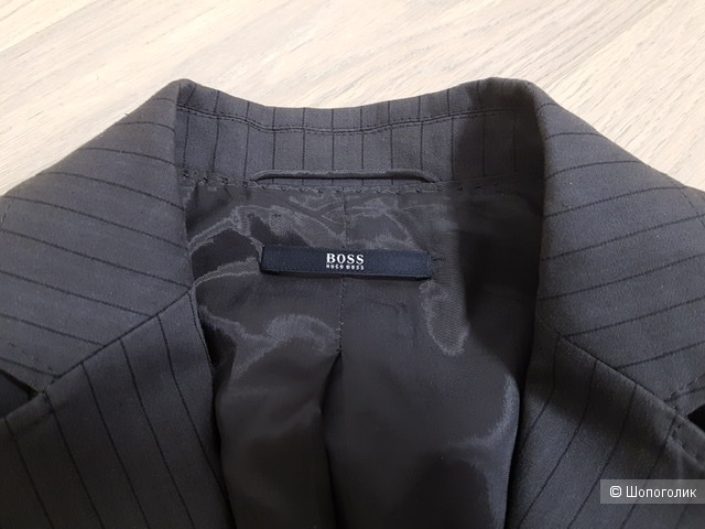 Женский брючный костюм Hugo Boss, размер 46/48.