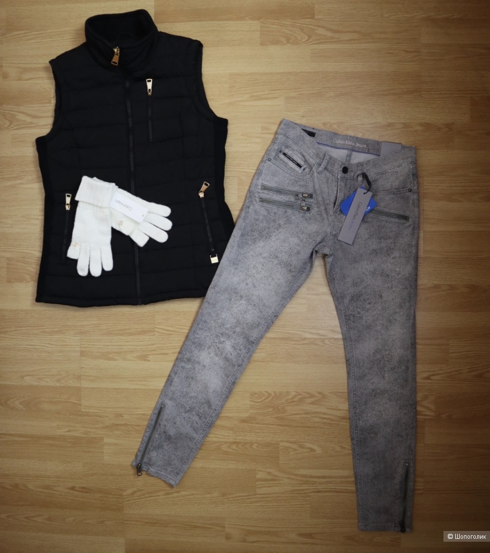 Жилетка и перчатки Calvin Klein 44