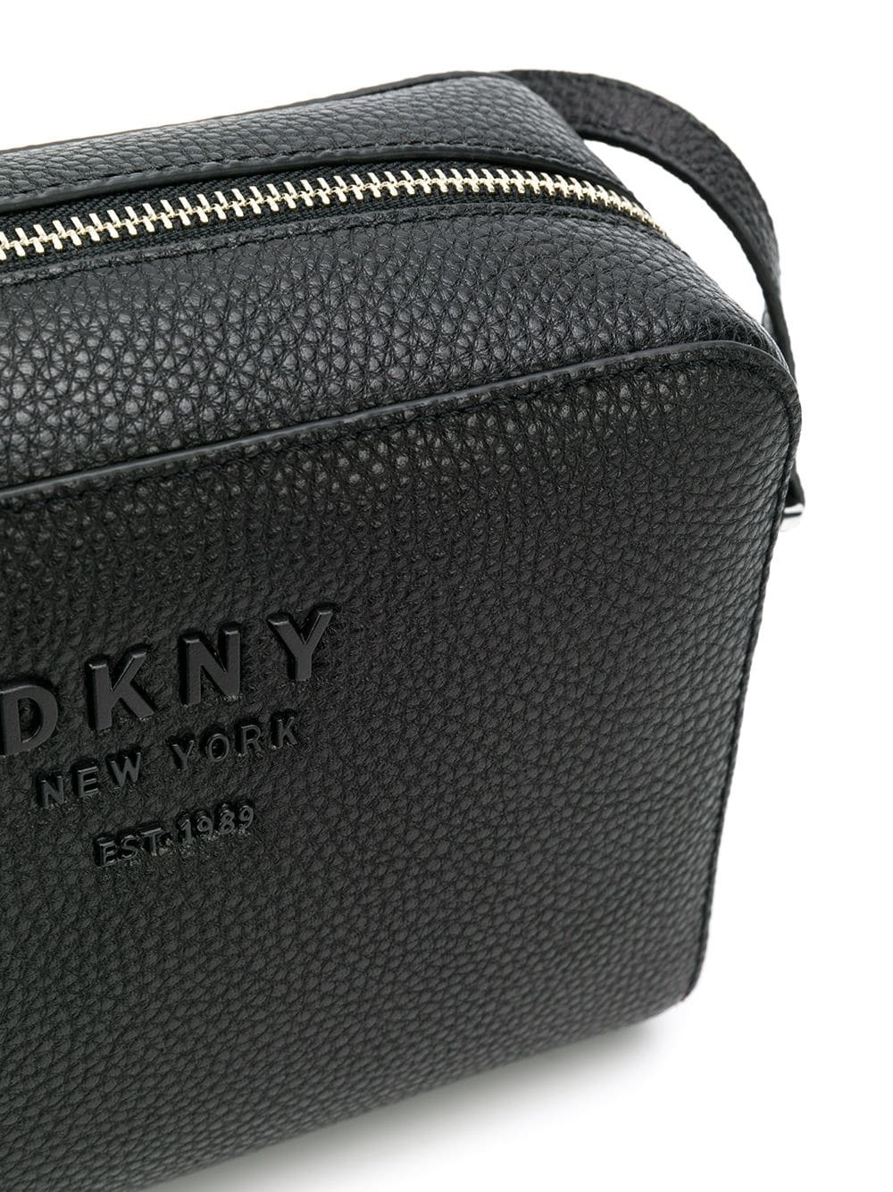 Сумка кросс-боди DKNY