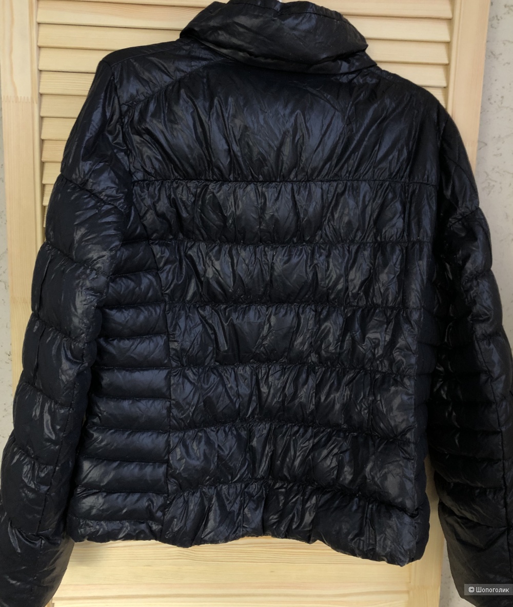 Женская куртка-пуховик WEEKEND MAX MARA размер 40 ( на 44-46 размер )