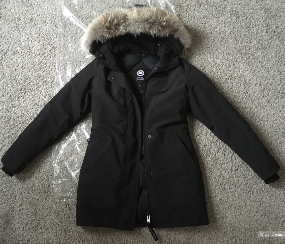 Пуховик Canada Goose XS