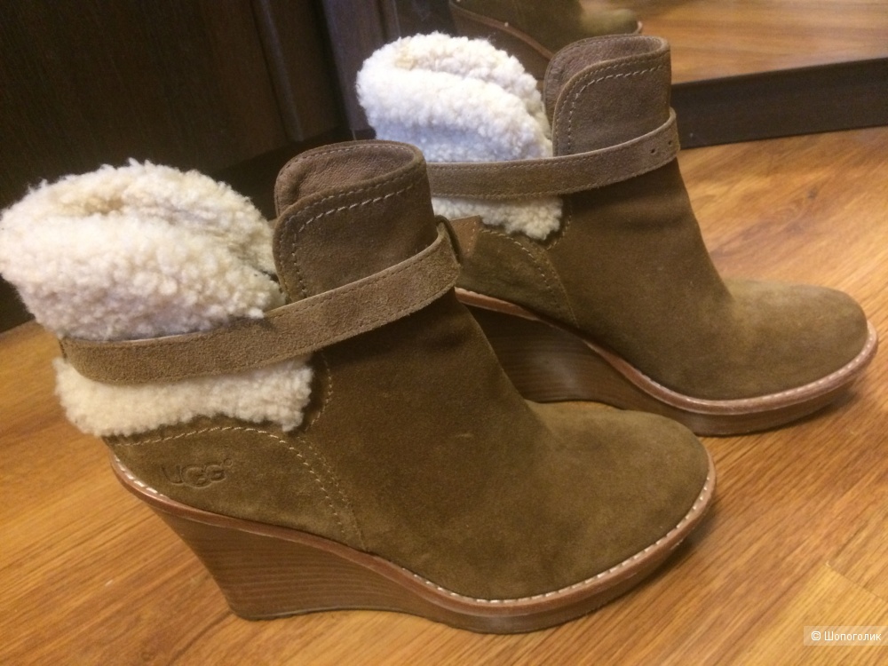 Ботильоны угги UGG на танкетке 36,5 - 37