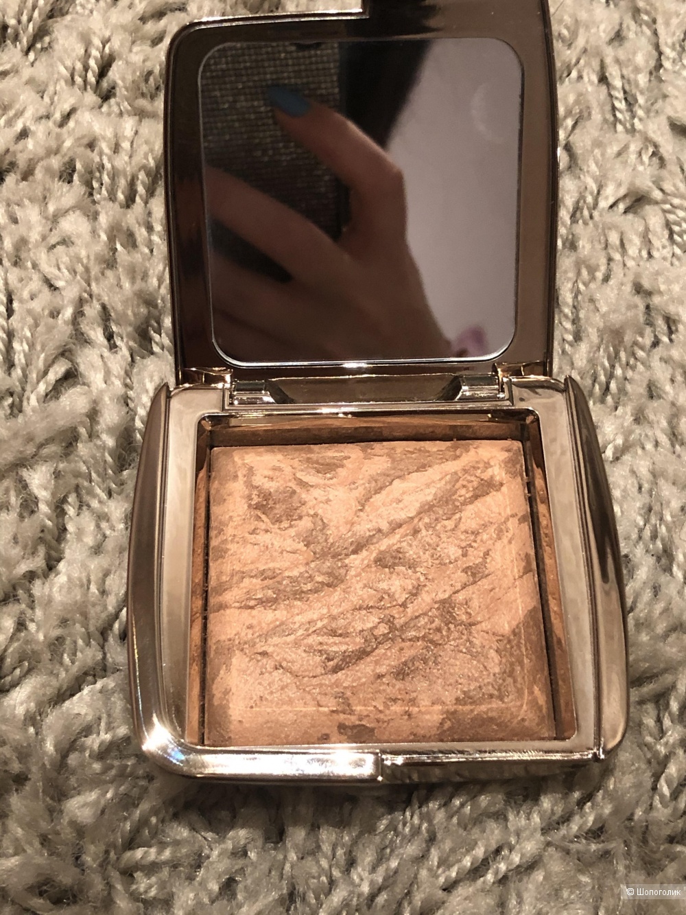 Hourglass бронирующая пудра radiant bronze