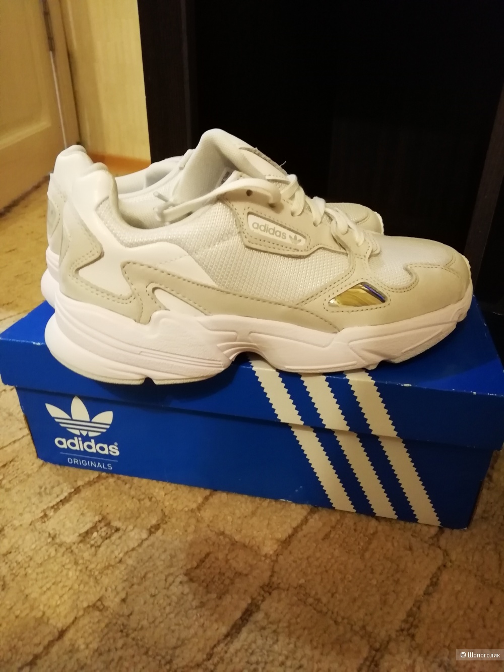 Кроссовки Adidas Falcon, 38. 5