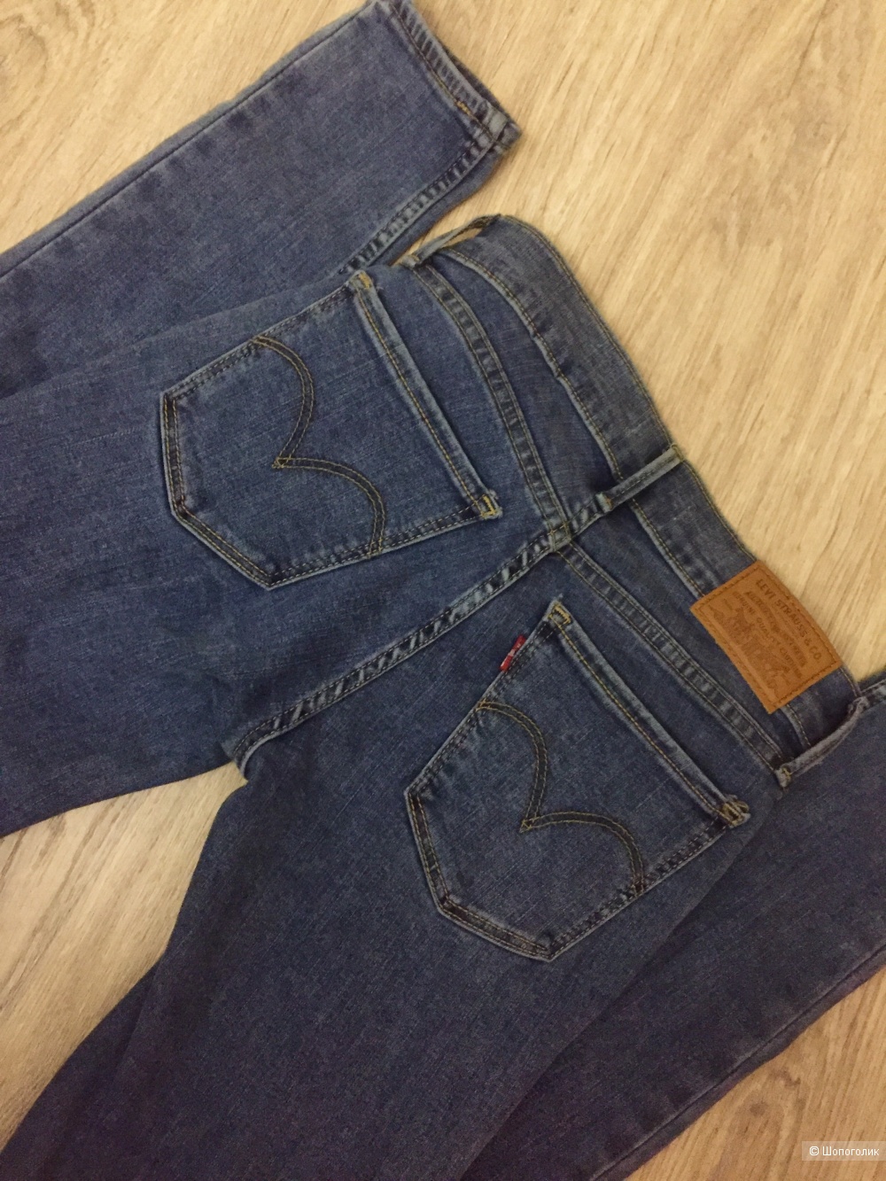 Levi’s джинсы 24