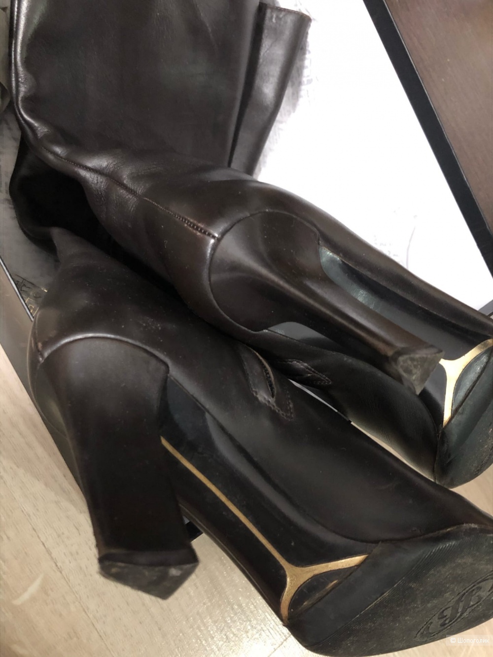 Сапоги от Salvatore Ferragamo Размер 36-37.