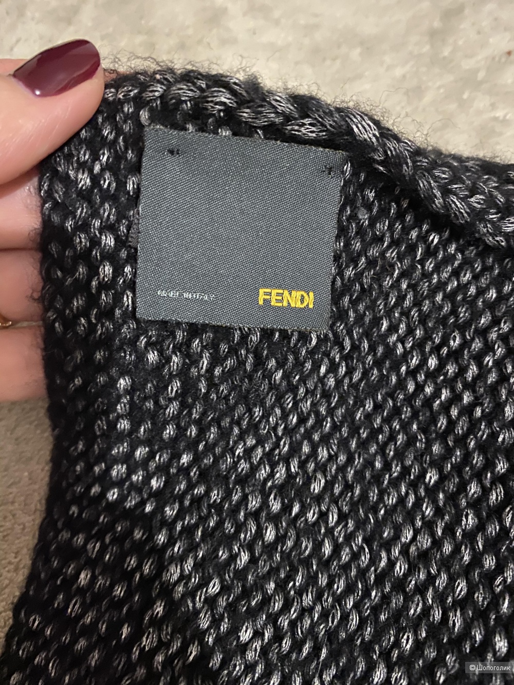 Комплект Шапка и шарф  Fendi , размер единый