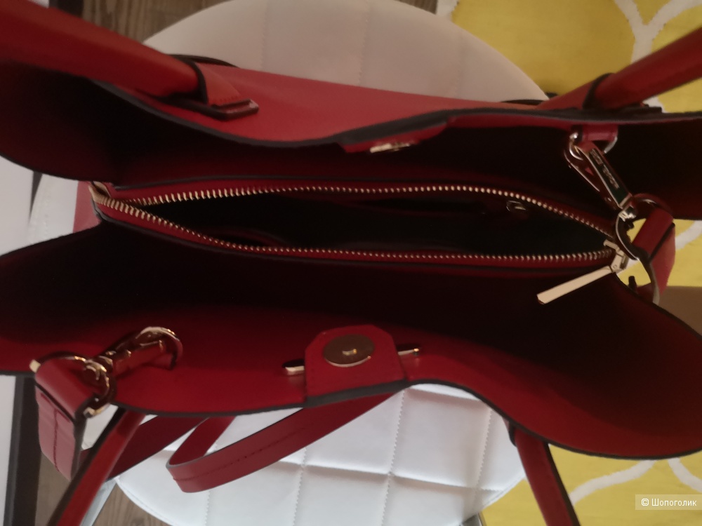 Красная сумка Michael Kors