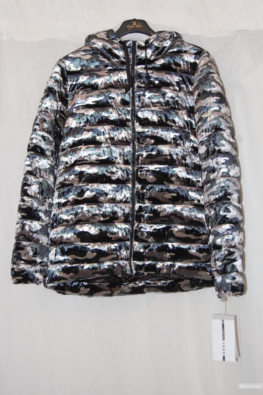 Куртка DKNY, разм L