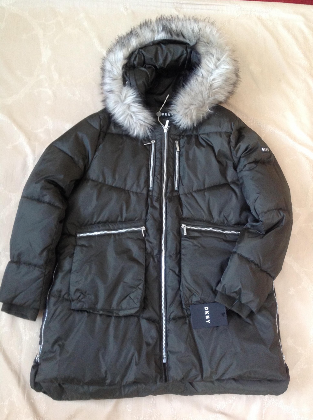 Пуховик куртка DKNY, размер XL, на 50-52-54