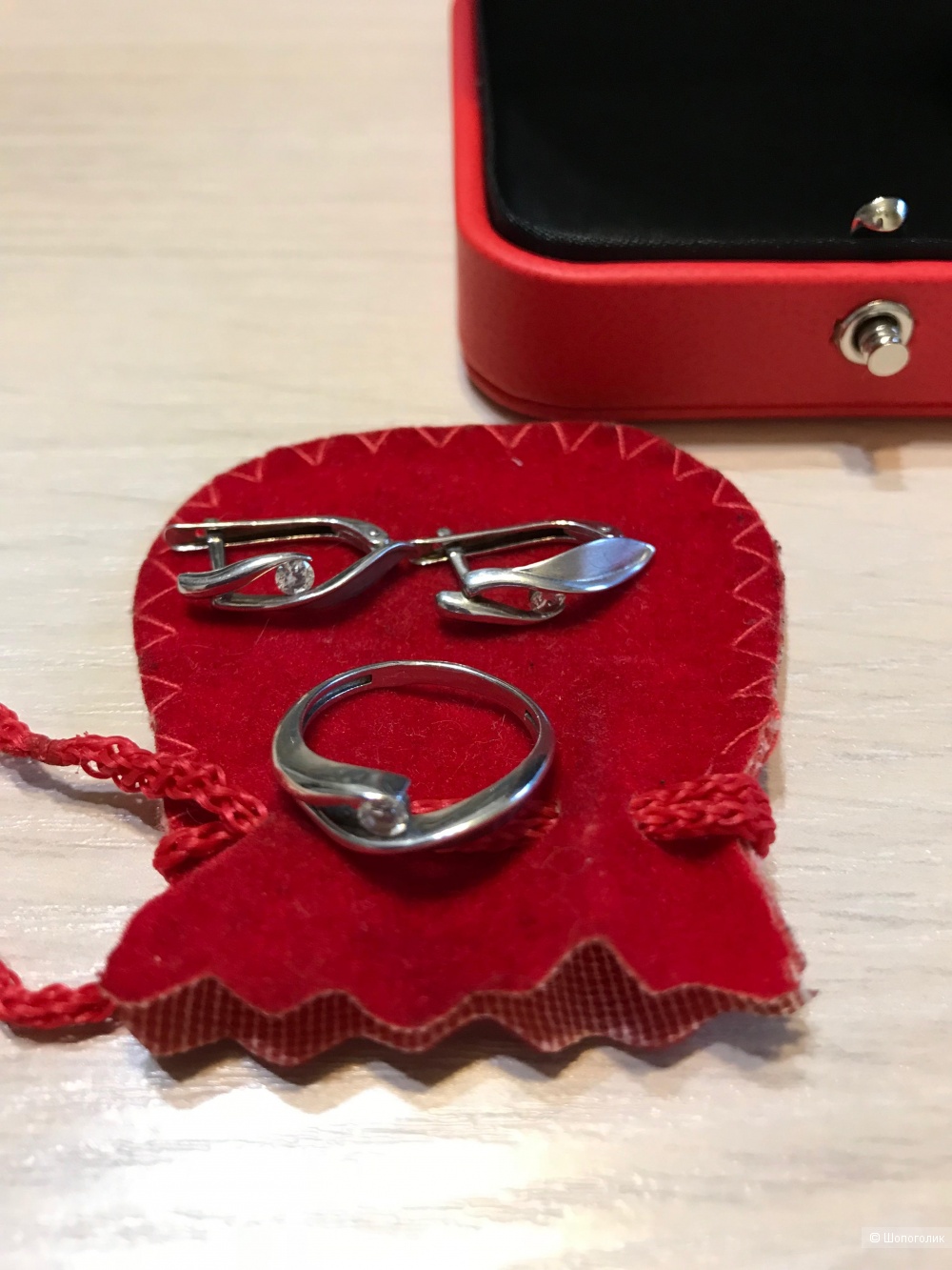 Комплект из серебра 925 (серьги и кольцо 16 р-р)