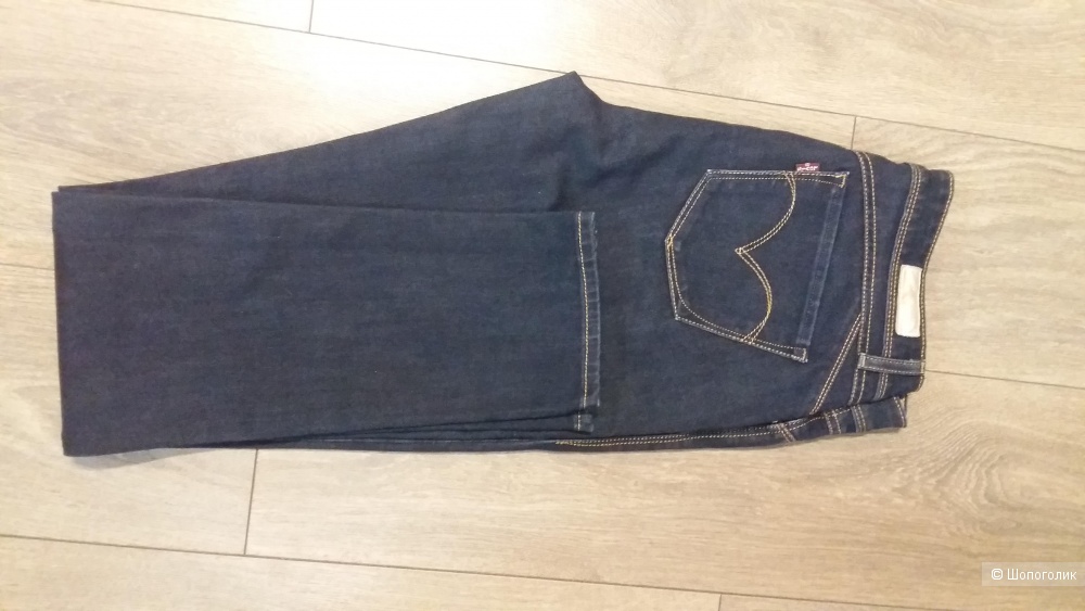 Джинсы с коррекцией Levis 28/32