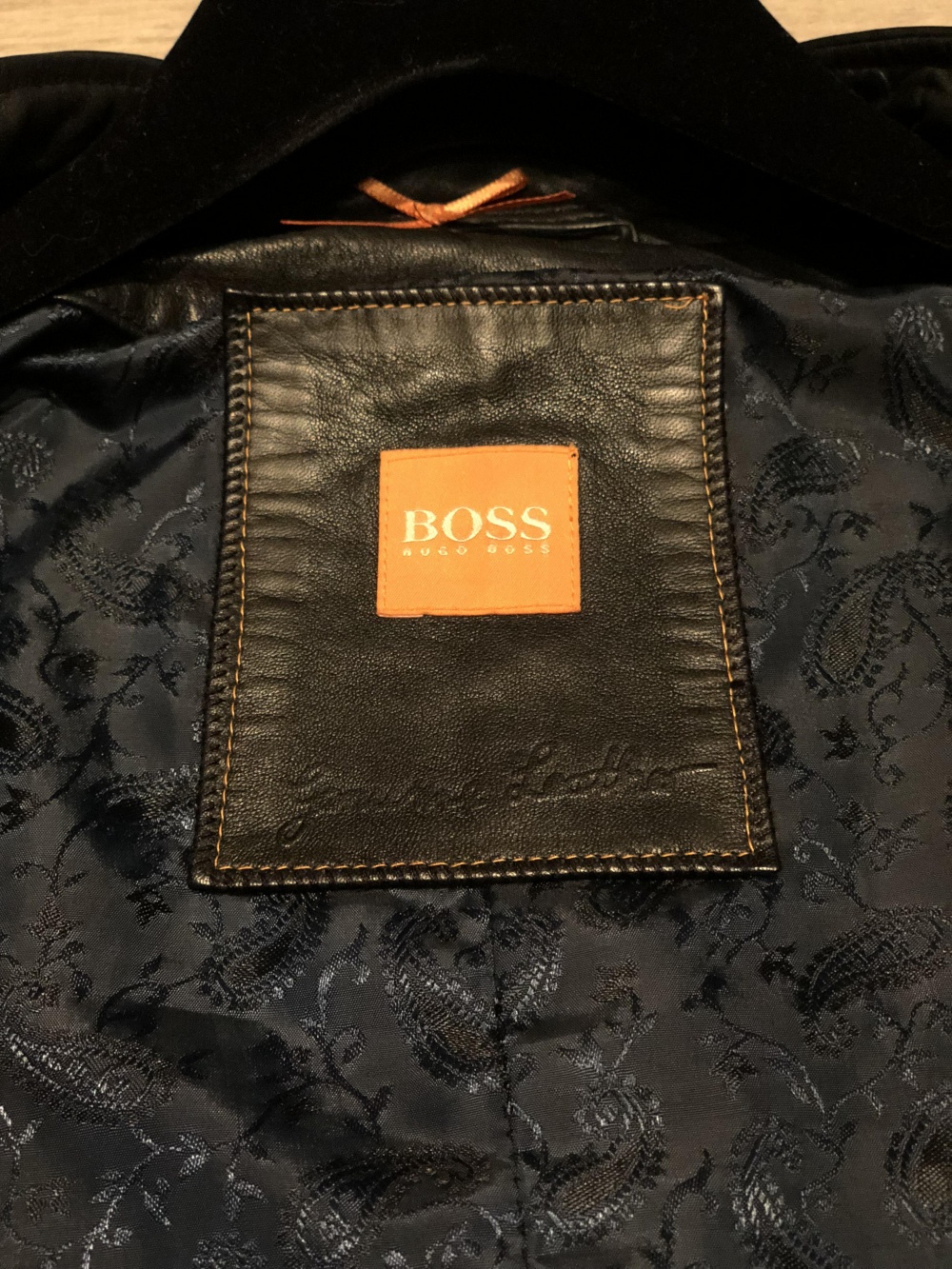 Куртка кожаная. Hugo Boss. Boss Orange. XS-S