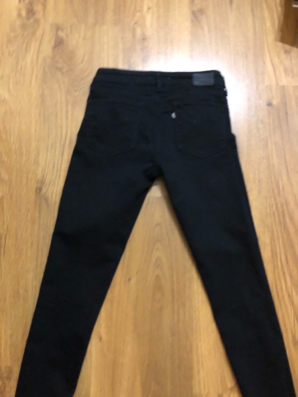 Джинсы Levi’s 711, 26/32