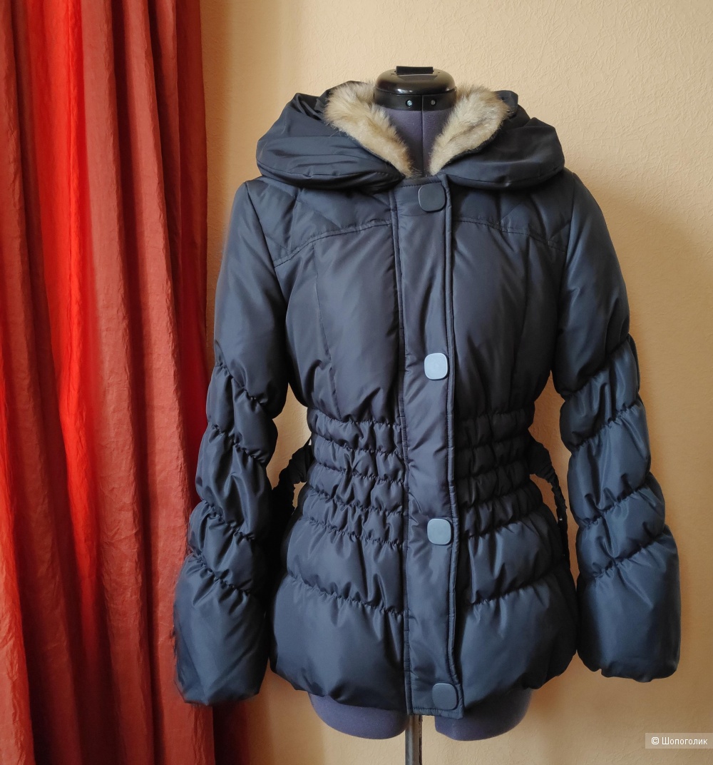 Пуховик Vero Moda. Маркировка М/ 40-42-44 рус .