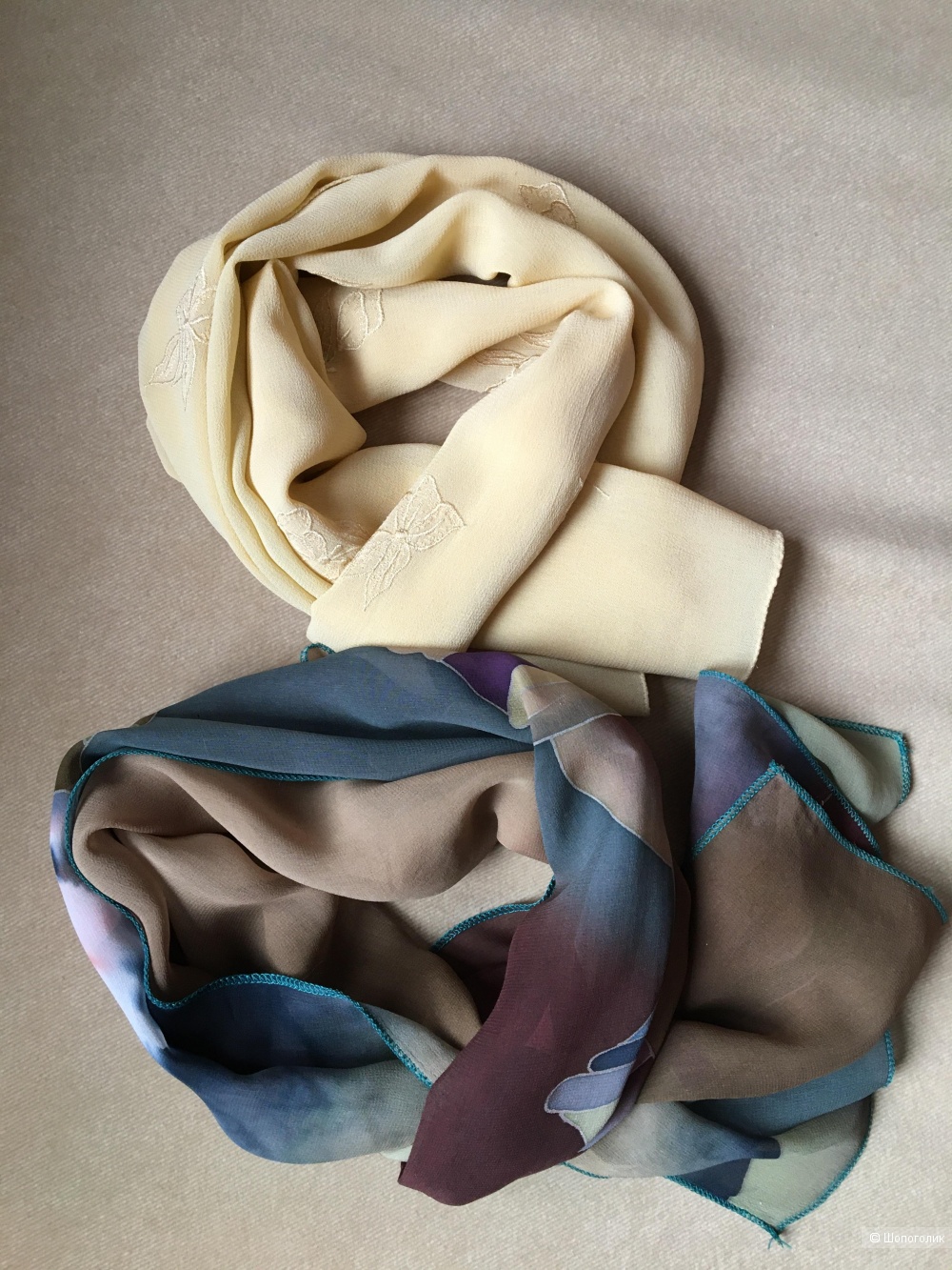 Комплект 2 шарфа, Laura Scott и no name .