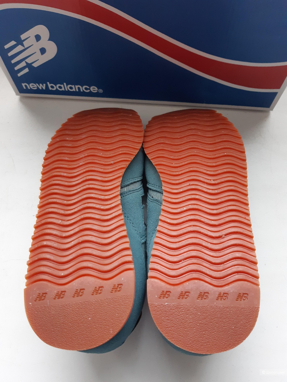 Кроссовки NEW BALANCE. Размер 37,5