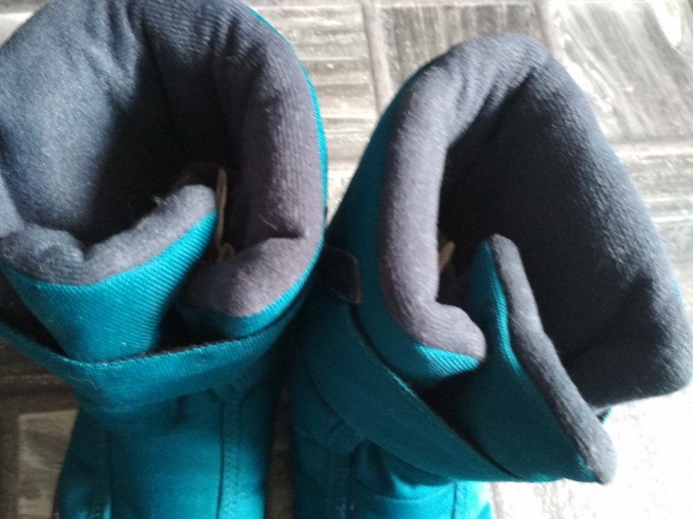 Сет костюм vertbaudet +шапка reima +ботинки Quechua размер 6 лет