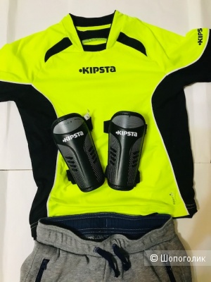 Комплект- футбольное поло Kipsta + спортивные штаны Decathtlon+ наколенники Kipsta- 8 лет