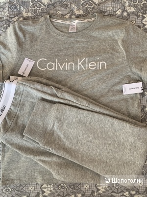 Костюм Calvin Klein размер М